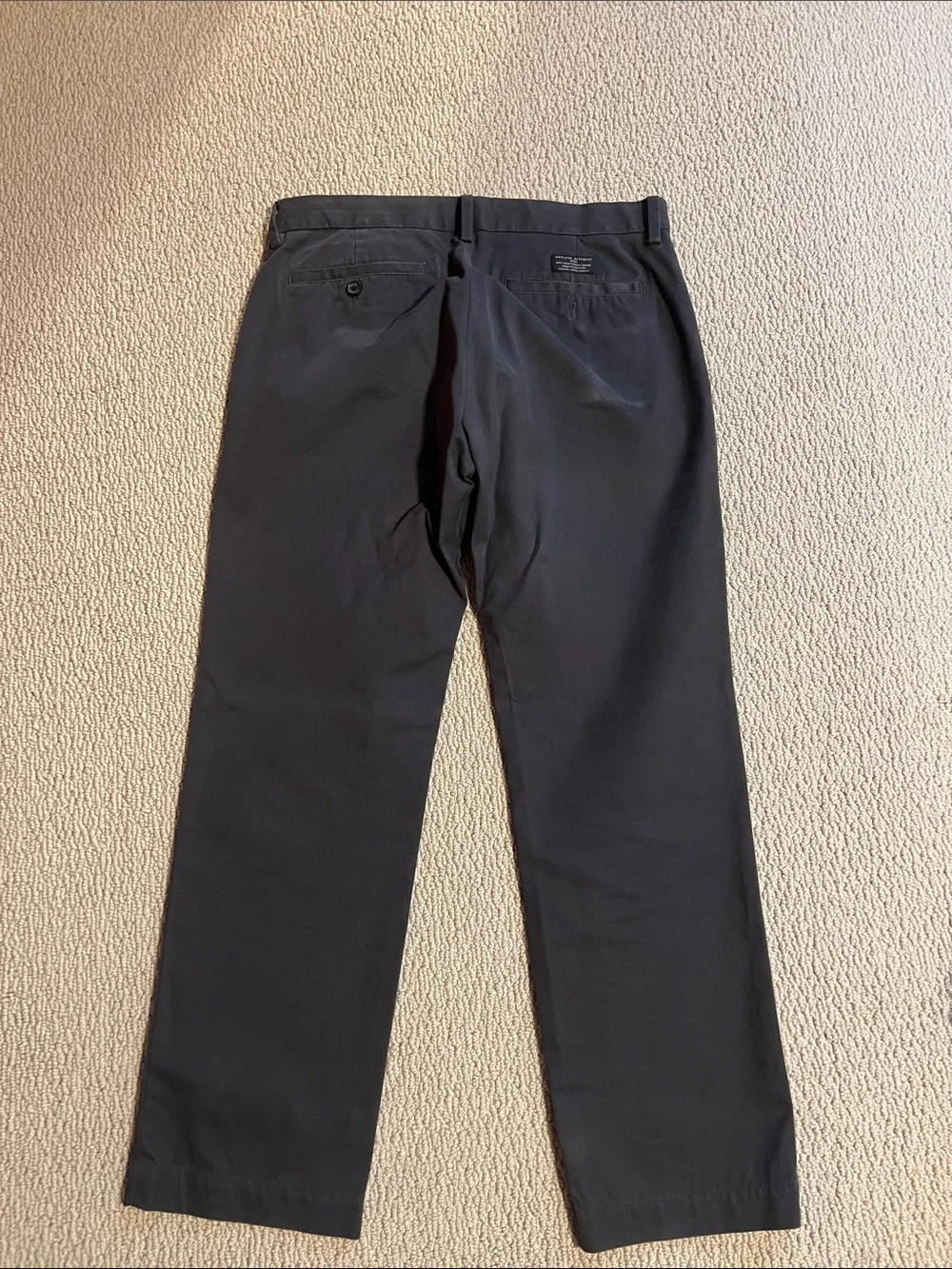Men’s Banana Republic Steel Grey Vintage Straight Fit Chino Pants